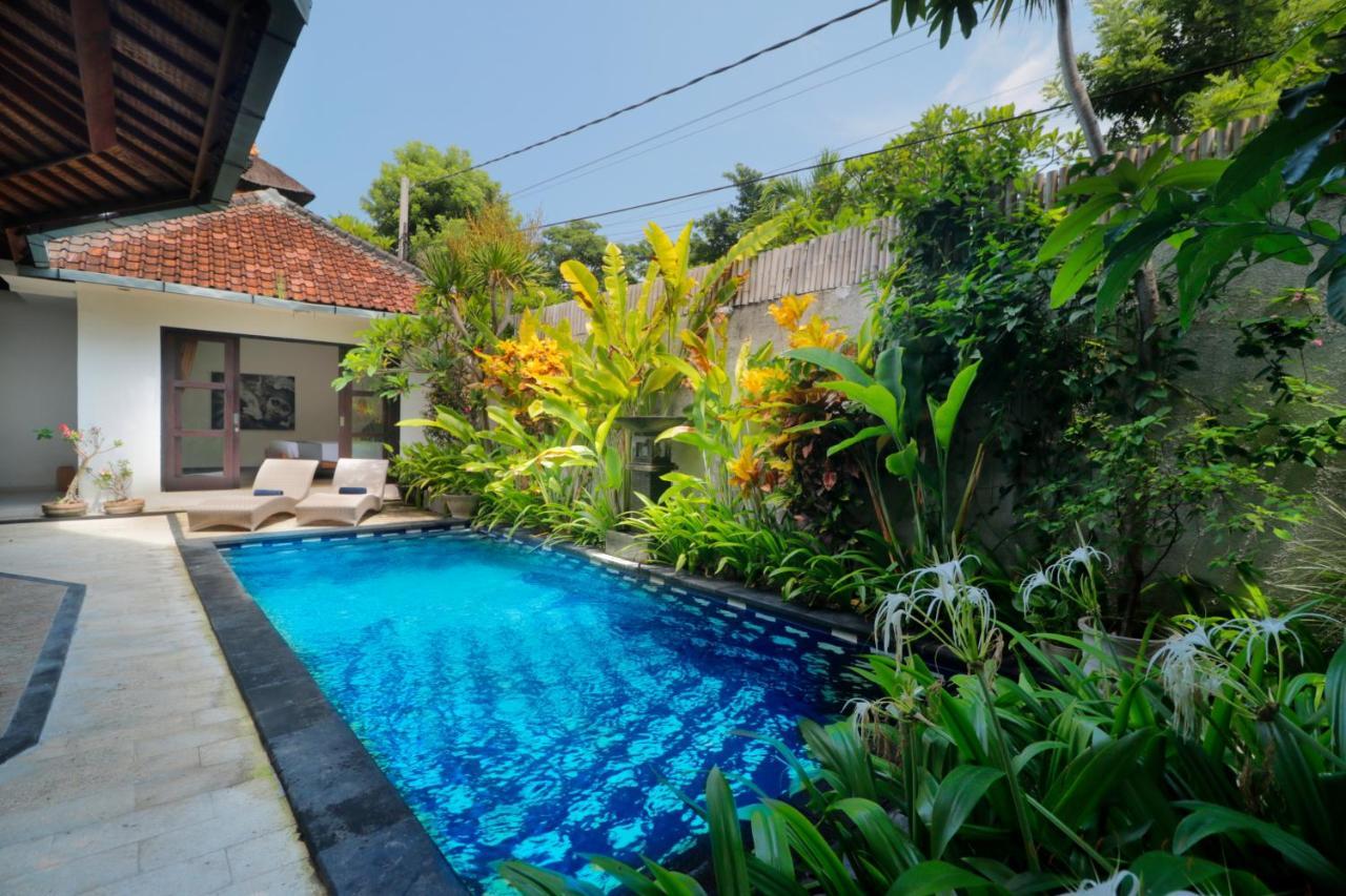Singgah Villas Seminyak Εξωτερικό φωτογραφία